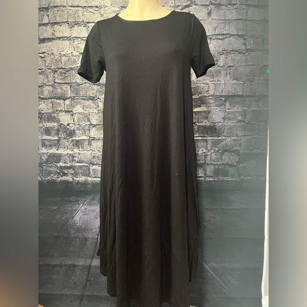 Zenana Outfitters black dress with pockets